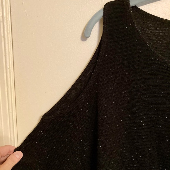 APT 9 BLK SPARKLE COLD-SHOULDER SWEATER-M - Picture 2 of 7